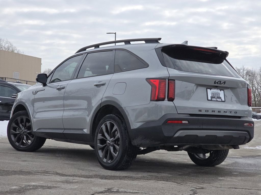 Used 2023 Kia Sorento X-Line EX image 14