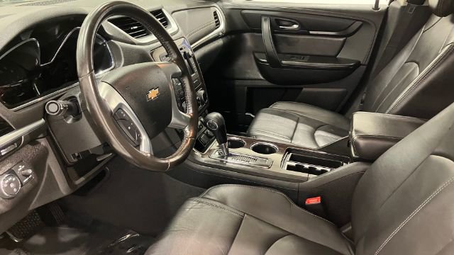 Used 2017 Chevrolet Traverse LT image 22
