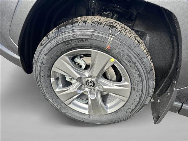 New 2025 Toyota RAV4 XLE image 16