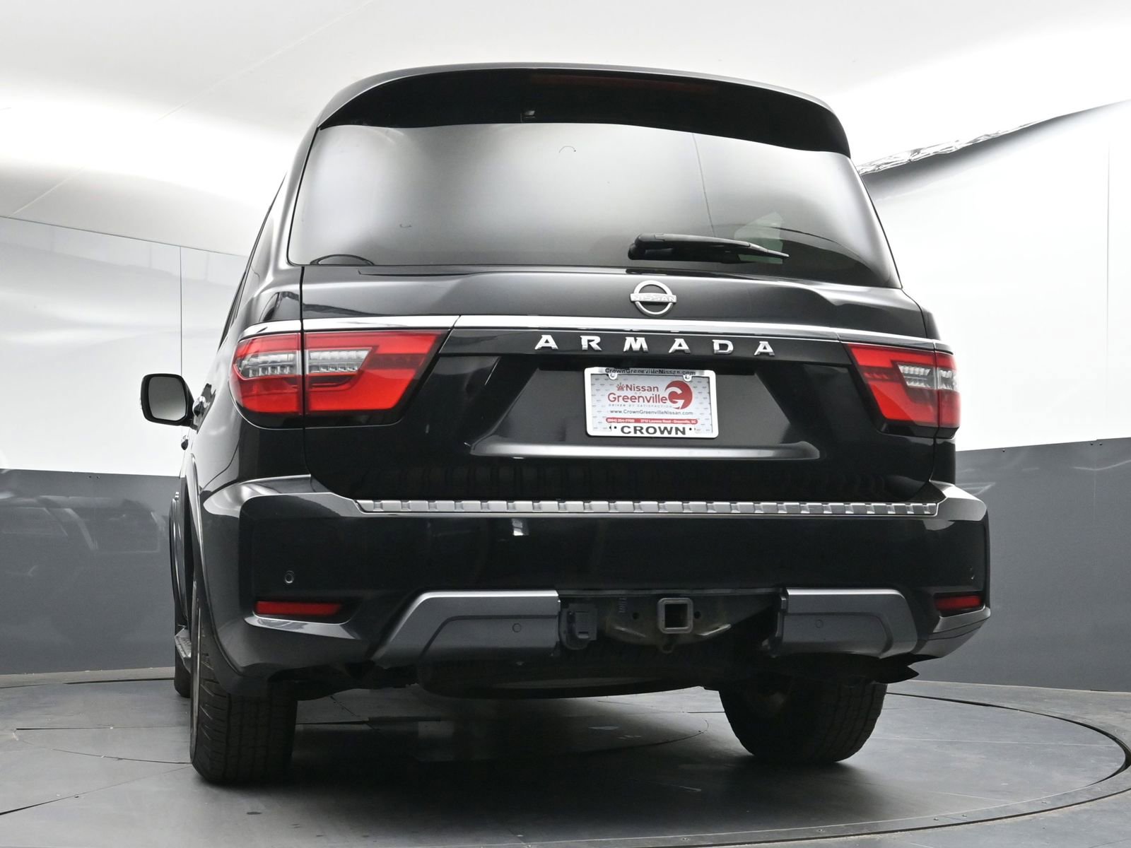 Used 2021 Nissan Armada SV image 29