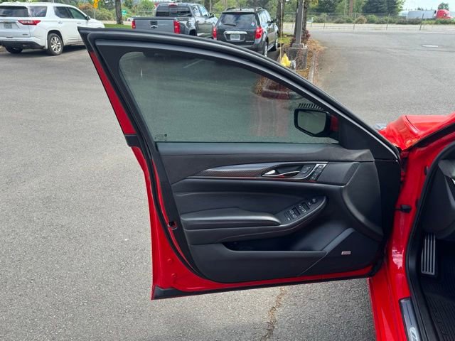 Used 2019 Cadillac CTS V w/ Luxury Package RWD image 14