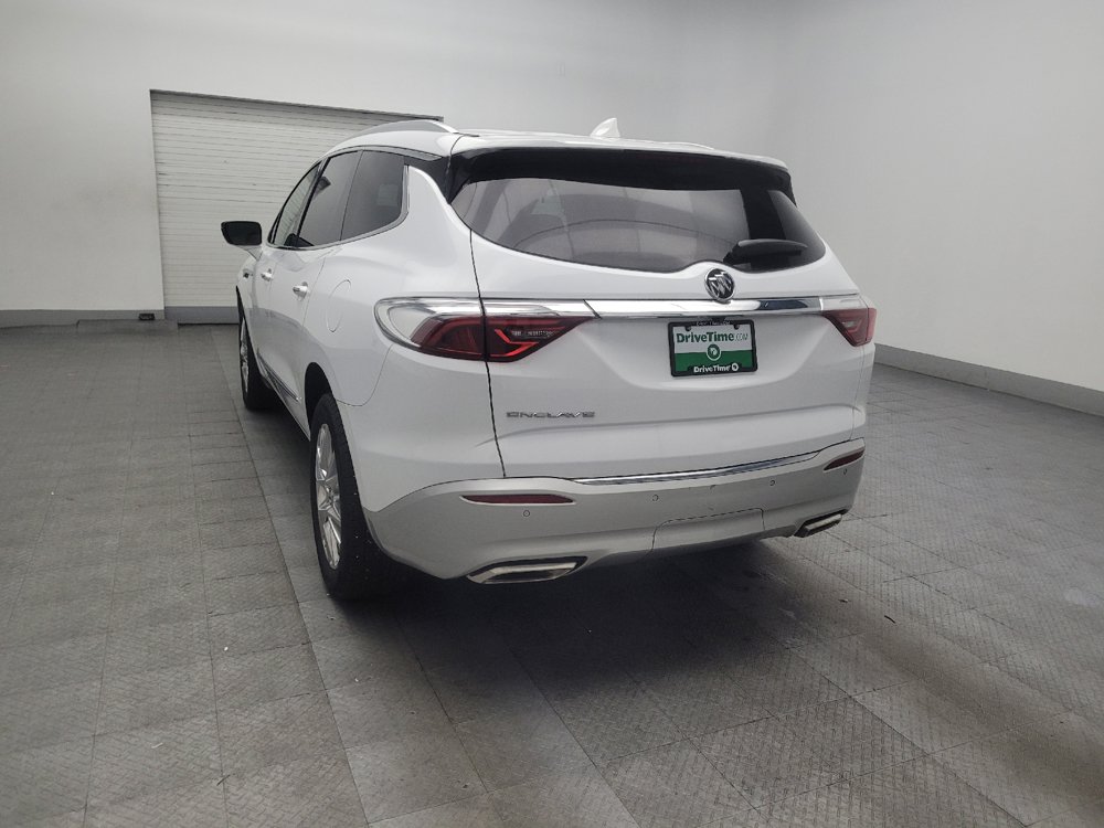 Used 2023 Buick Enclave Essence w/ Experience Buick Package FWD image 5