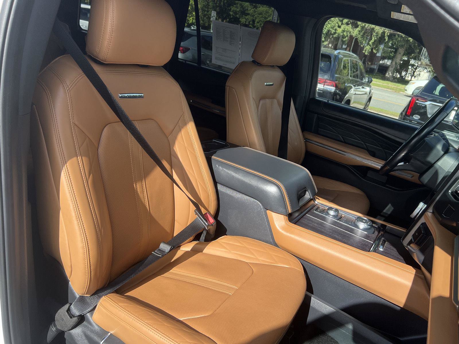 Used 2022 Ford Expedition Platinum AWD/4WD image 21