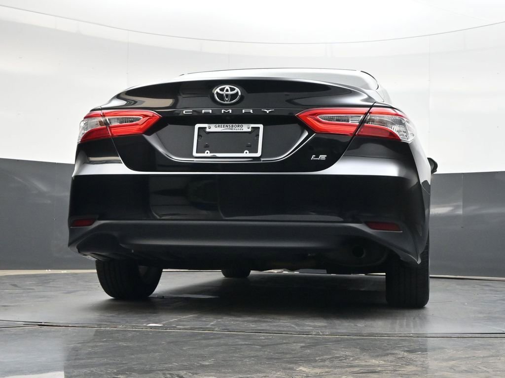 Used 2018 Toyota Camry LE w/ Moonroof Package FWD image 29