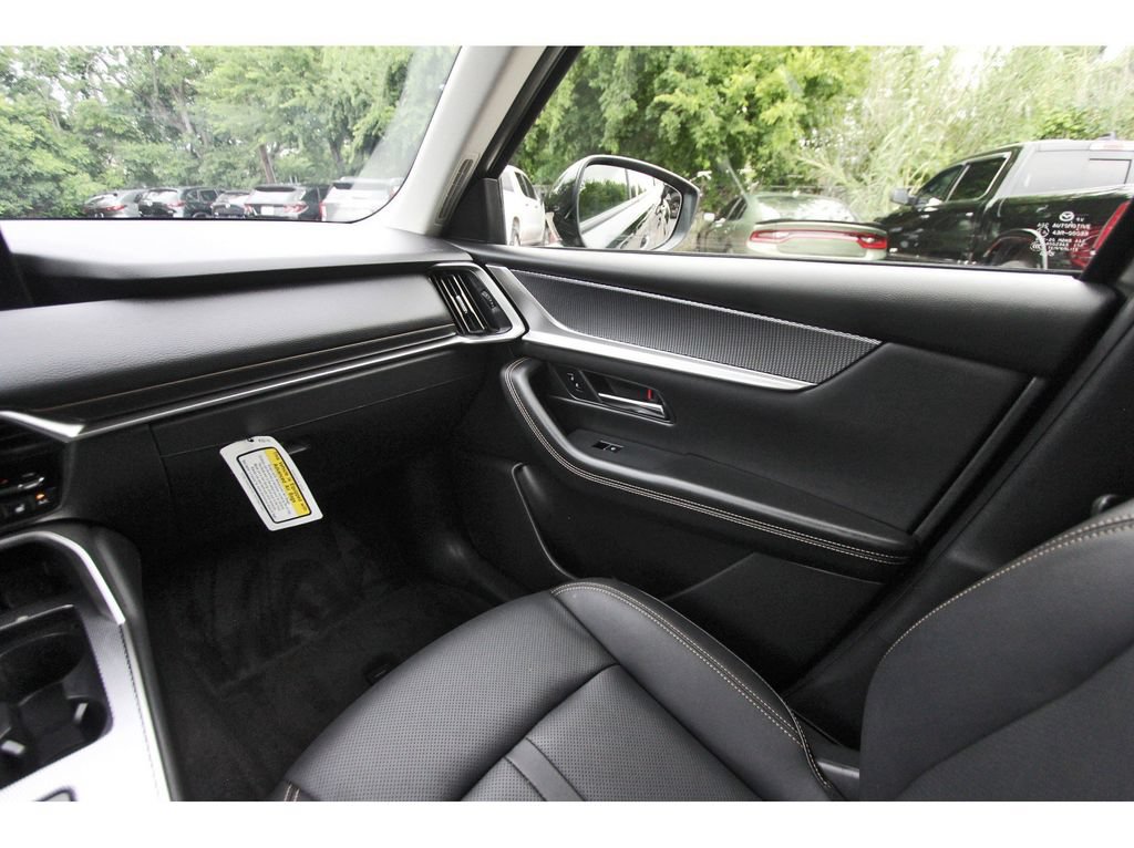 Certified 2026 MAZDA CX-90 3.3 Turbo w/ Preferred Package AWD/4WD image 9