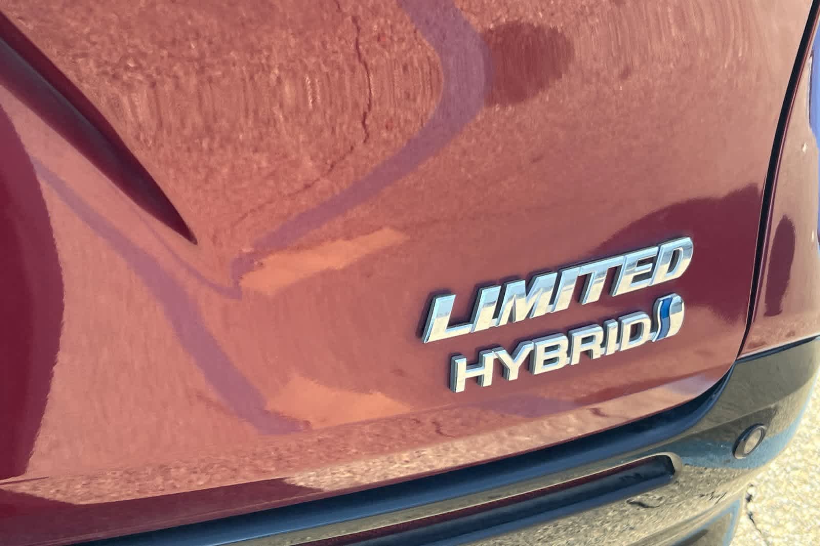 Used 2024 Toyota Sienna Limited AWD/4WD image 21