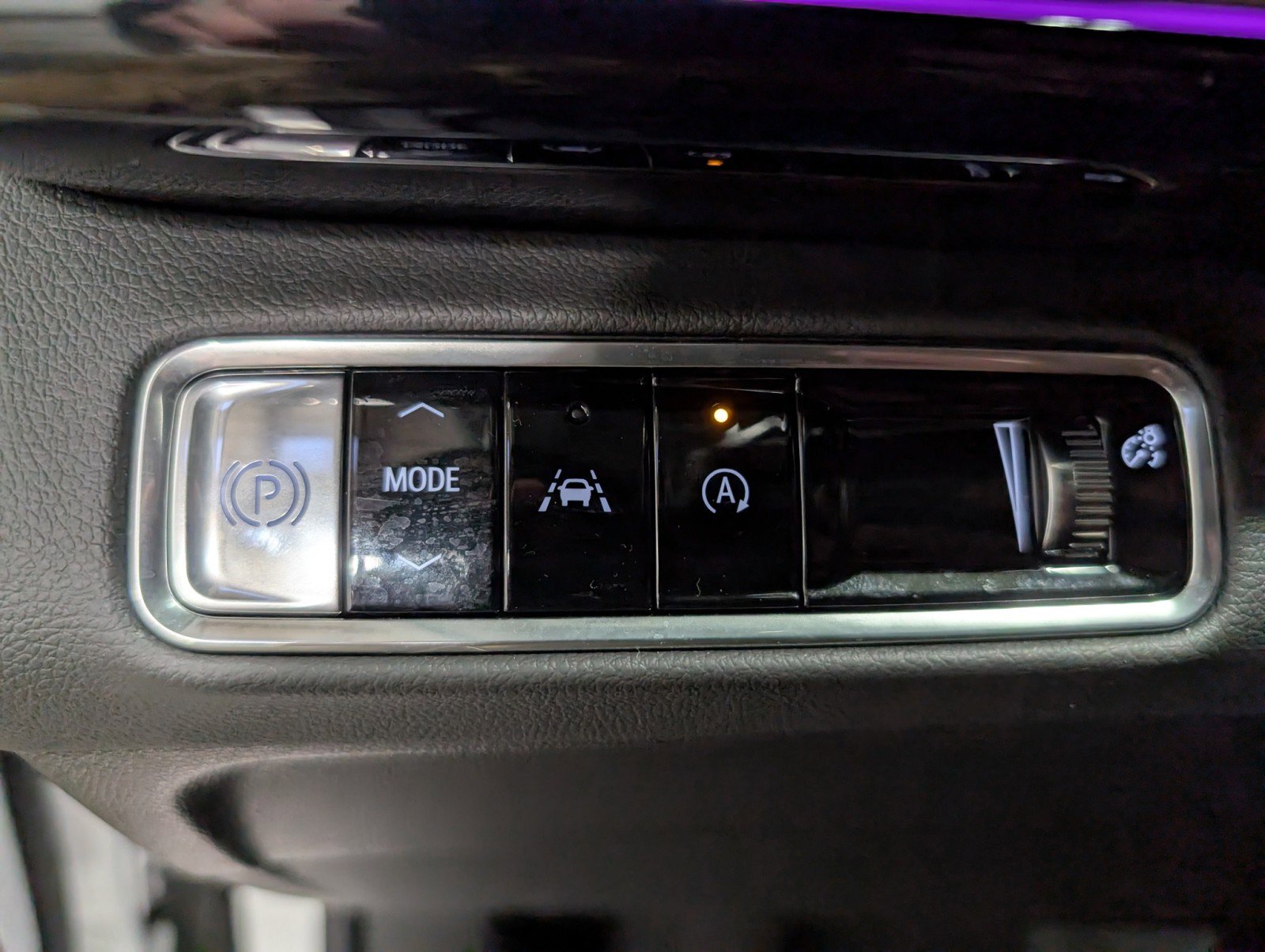 Used 2025 Buick Envision Preferred image 19