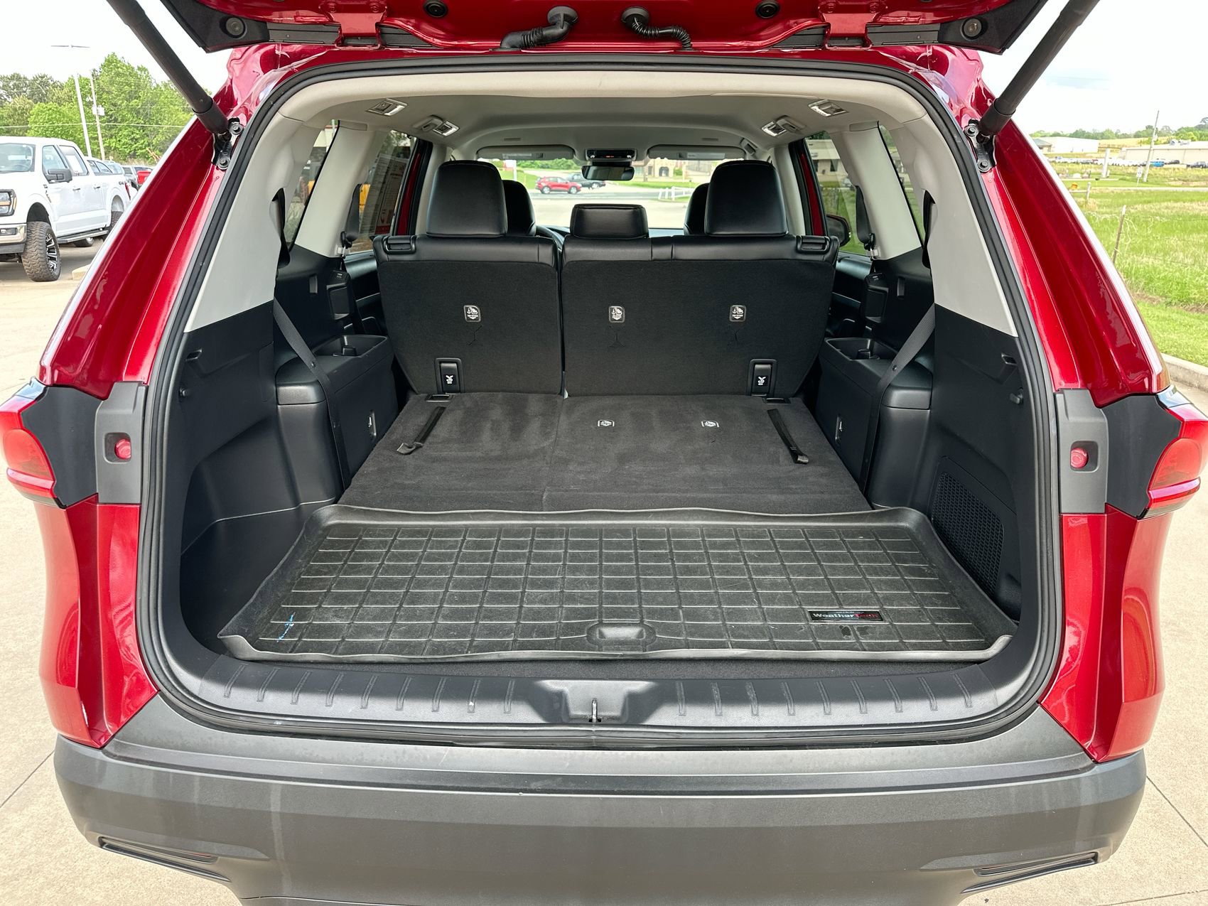 Used 2024 Toyota Grand Highlander AWD image 23