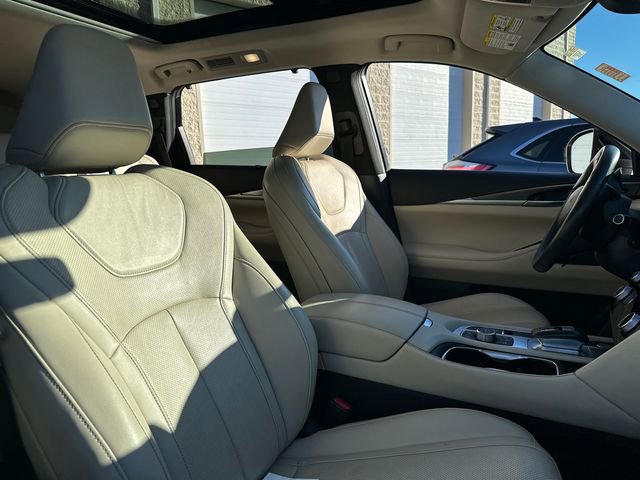 Used 2024 INFINITI QX60 Luxe w/ Cargo Package image 17