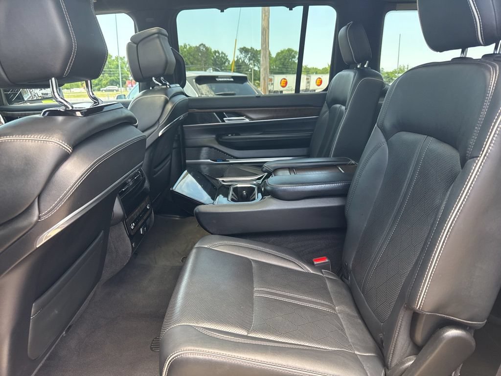 Certified 2023 Jeep Grand Wagoneer Series II AWD/4WD image 13