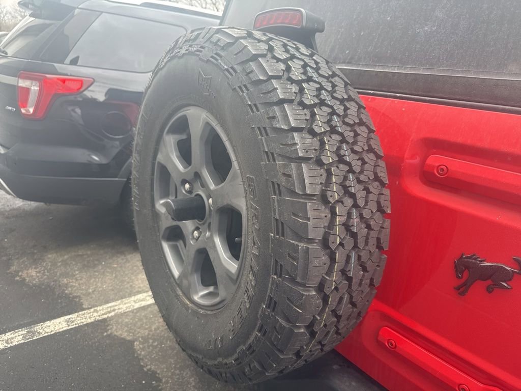 Used 2023 Ford Bronco 4-Door image 6