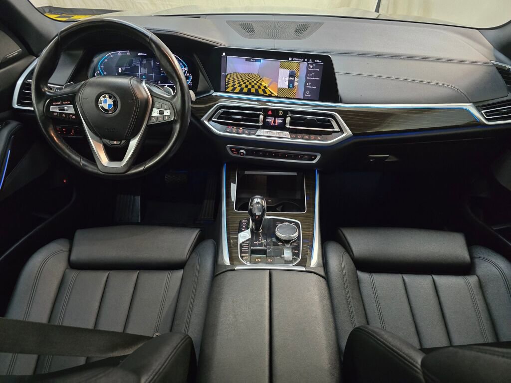 Used 2021 BMW X5 xDrive45e w/ Premium Package image 18