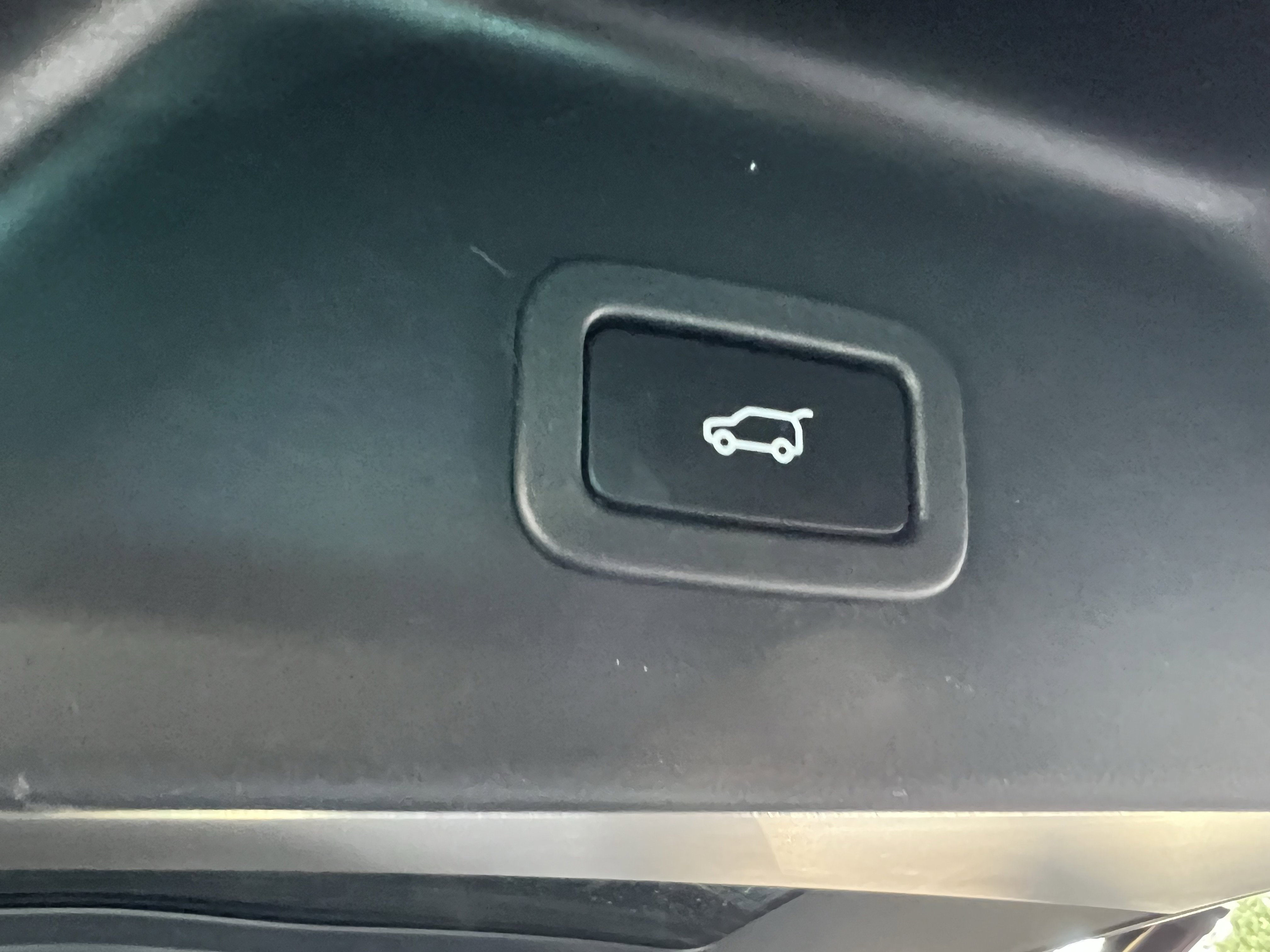 Used 2021 Land Rover Range Rover Long Wheelbase Autobiography image 29