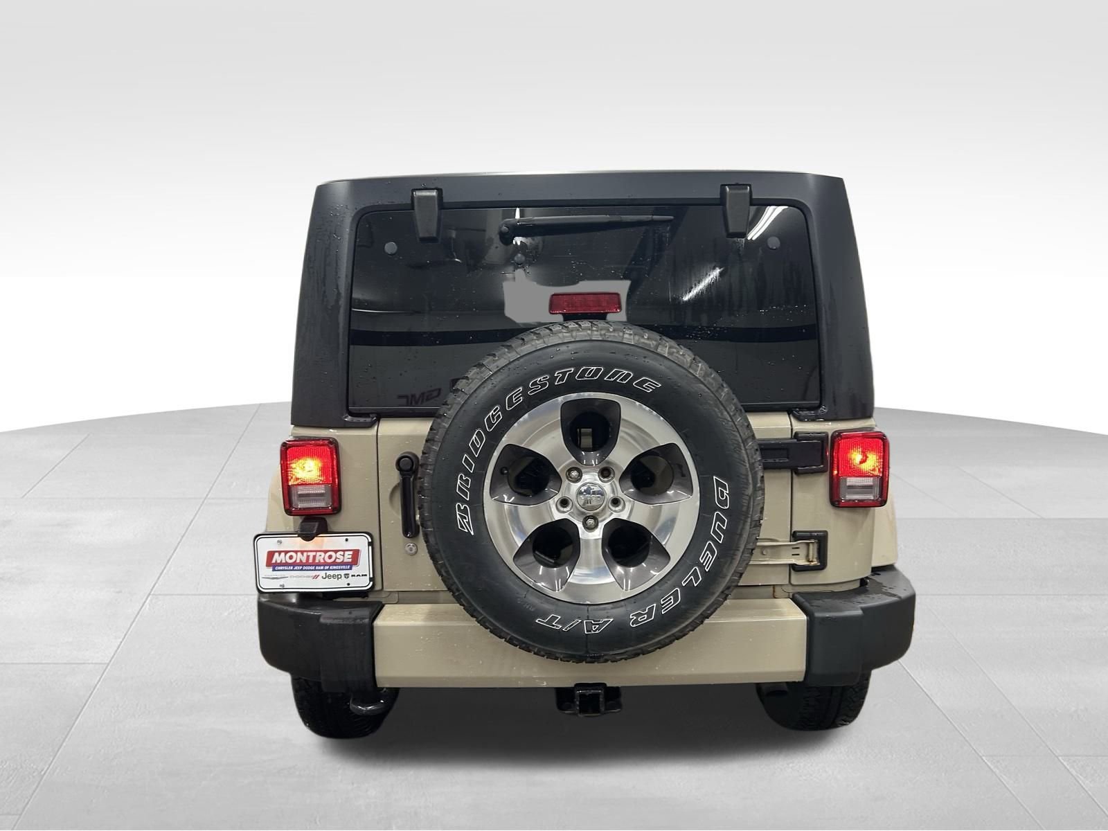 Used 2017 Jeep Wrangler Unlimited Sahara image 5