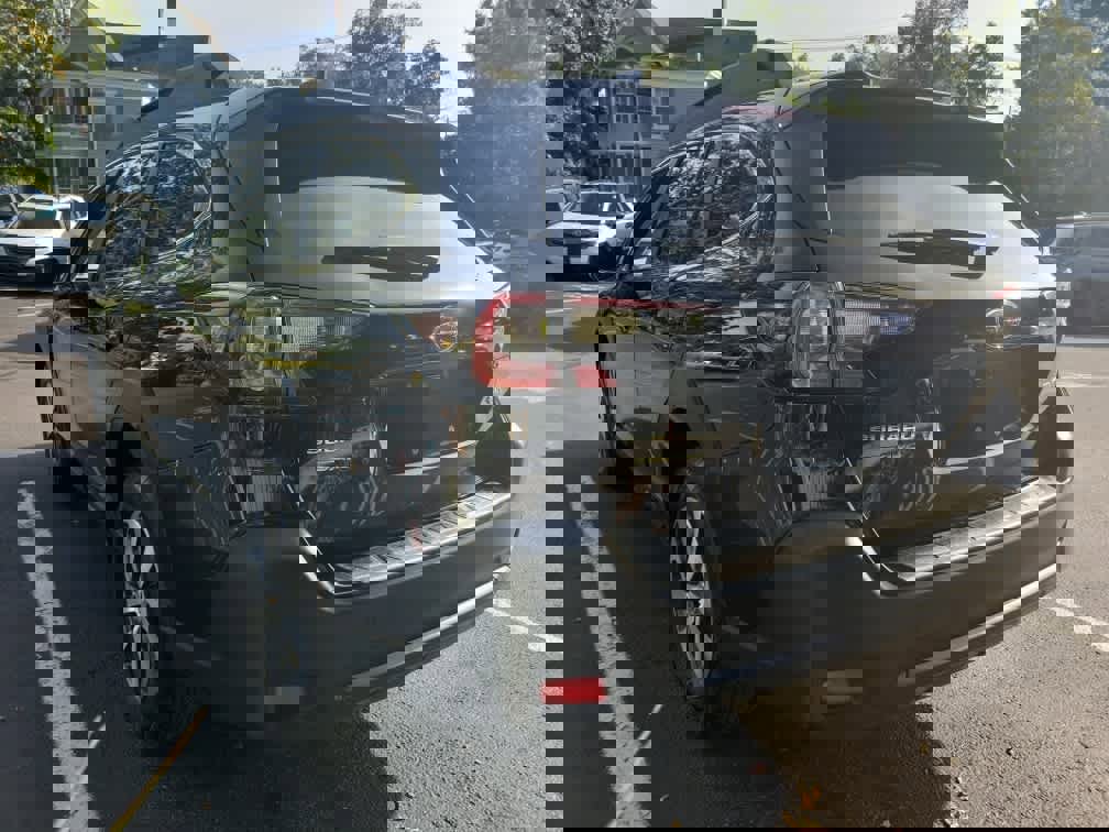 Certified 2025 Subaru Outback Premium image 6