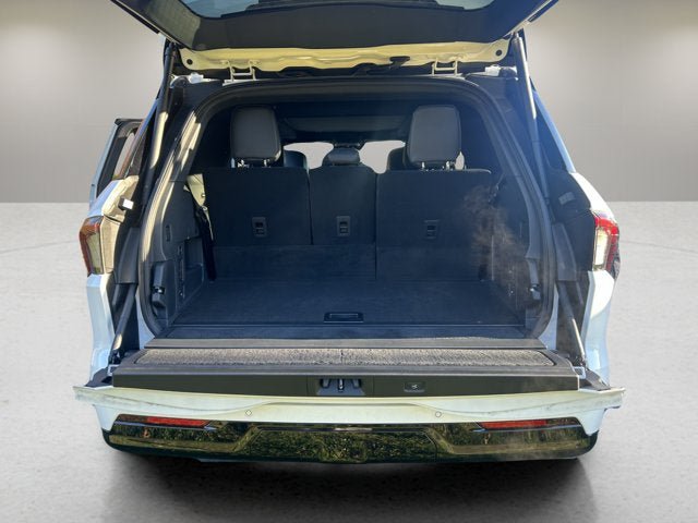 New 2027 Lincoln Navigator Reserve w/ Jet Appearance Package AWD/4WD image 7