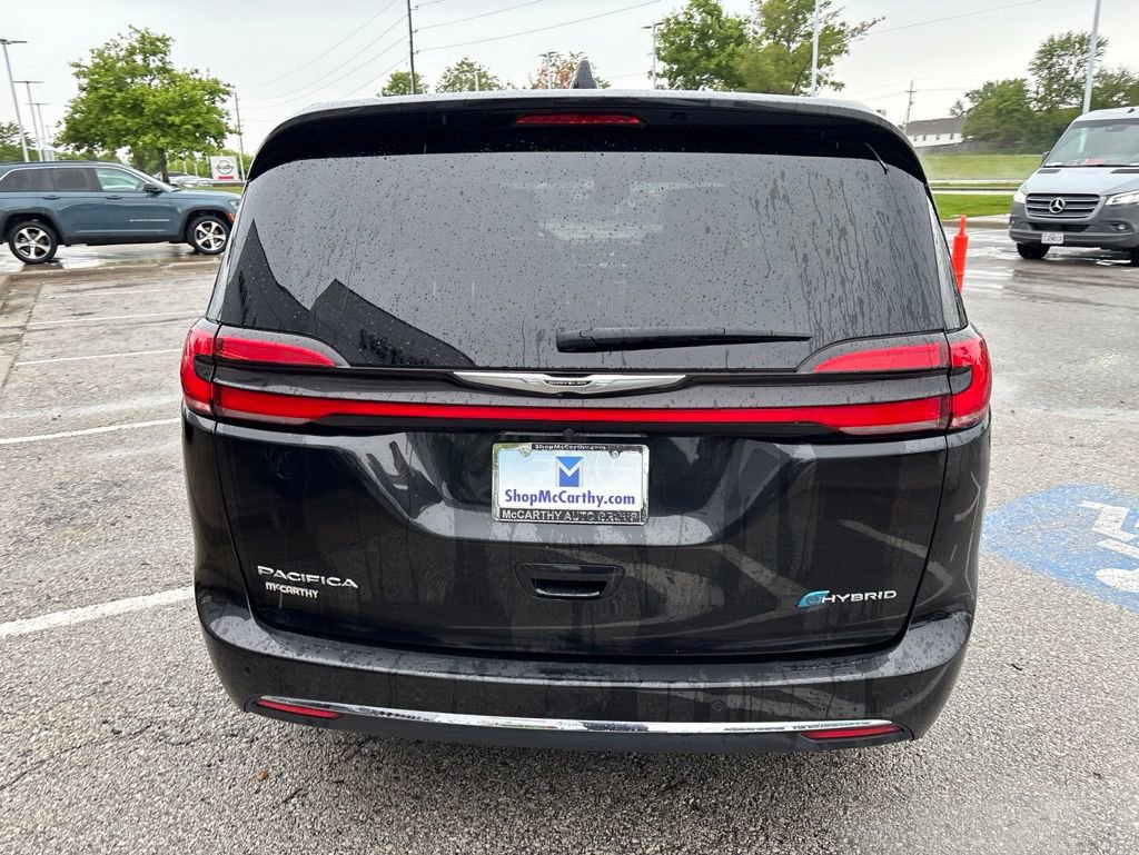 Used 2023 Chrysler Pacifica Touring-L FWD image 21