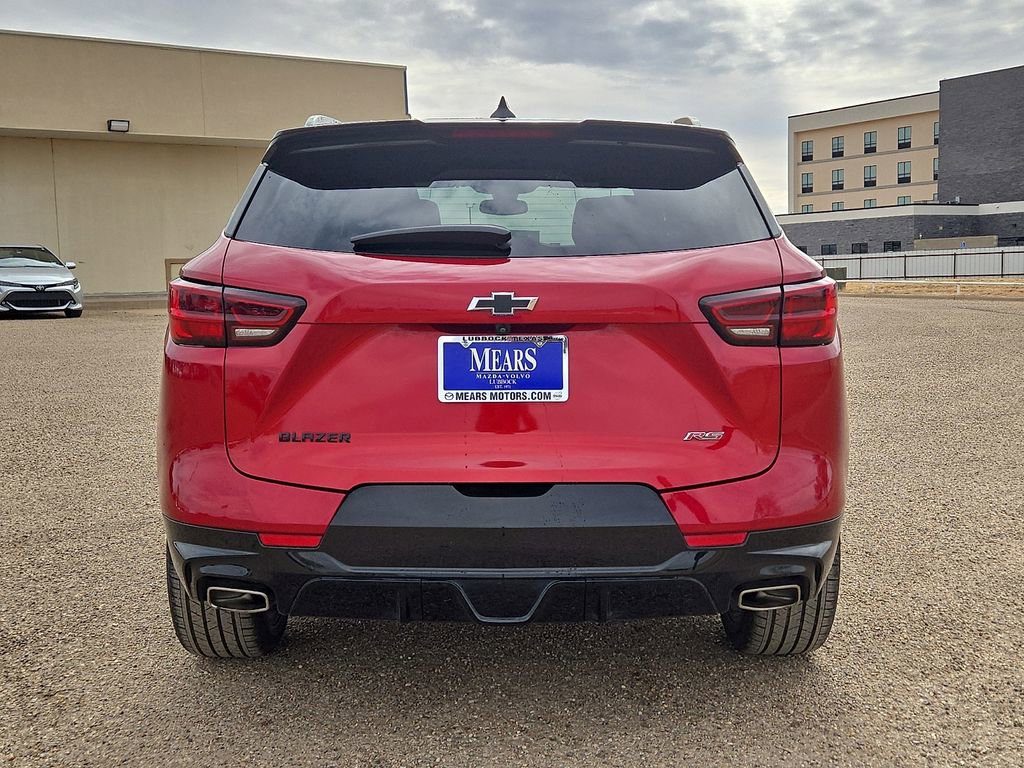 Used 2023 Chevrolet Blazer RS w/ Enhanced Convenience Package image 4