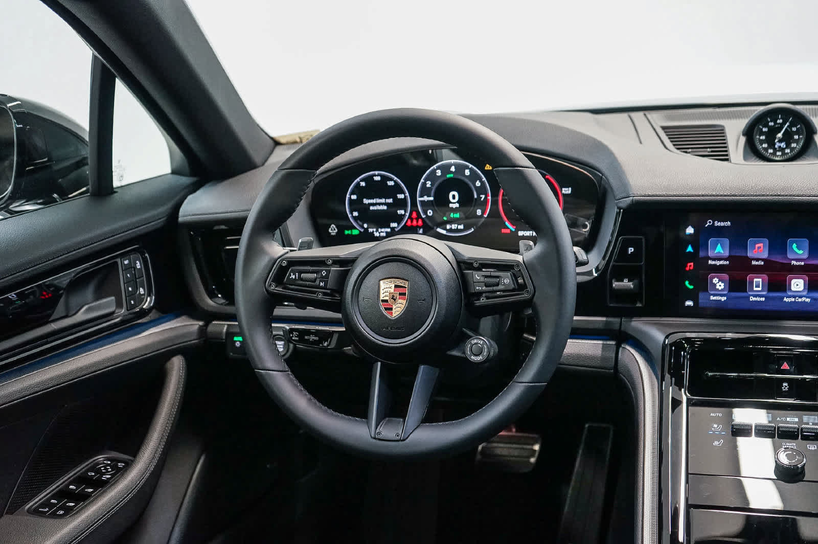 New 2026 Porsche Panamera 4 AWD/4WD image 21