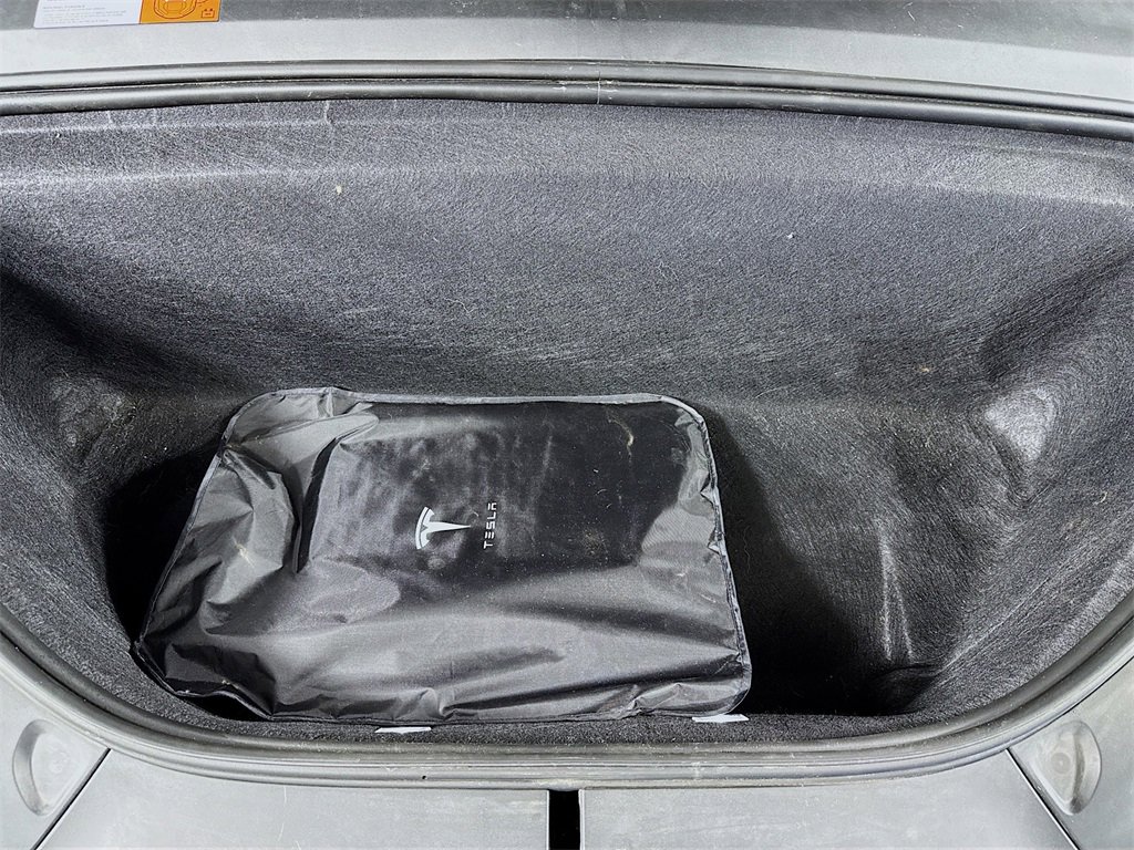 Used 2018 Tesla Model X 100D image 29