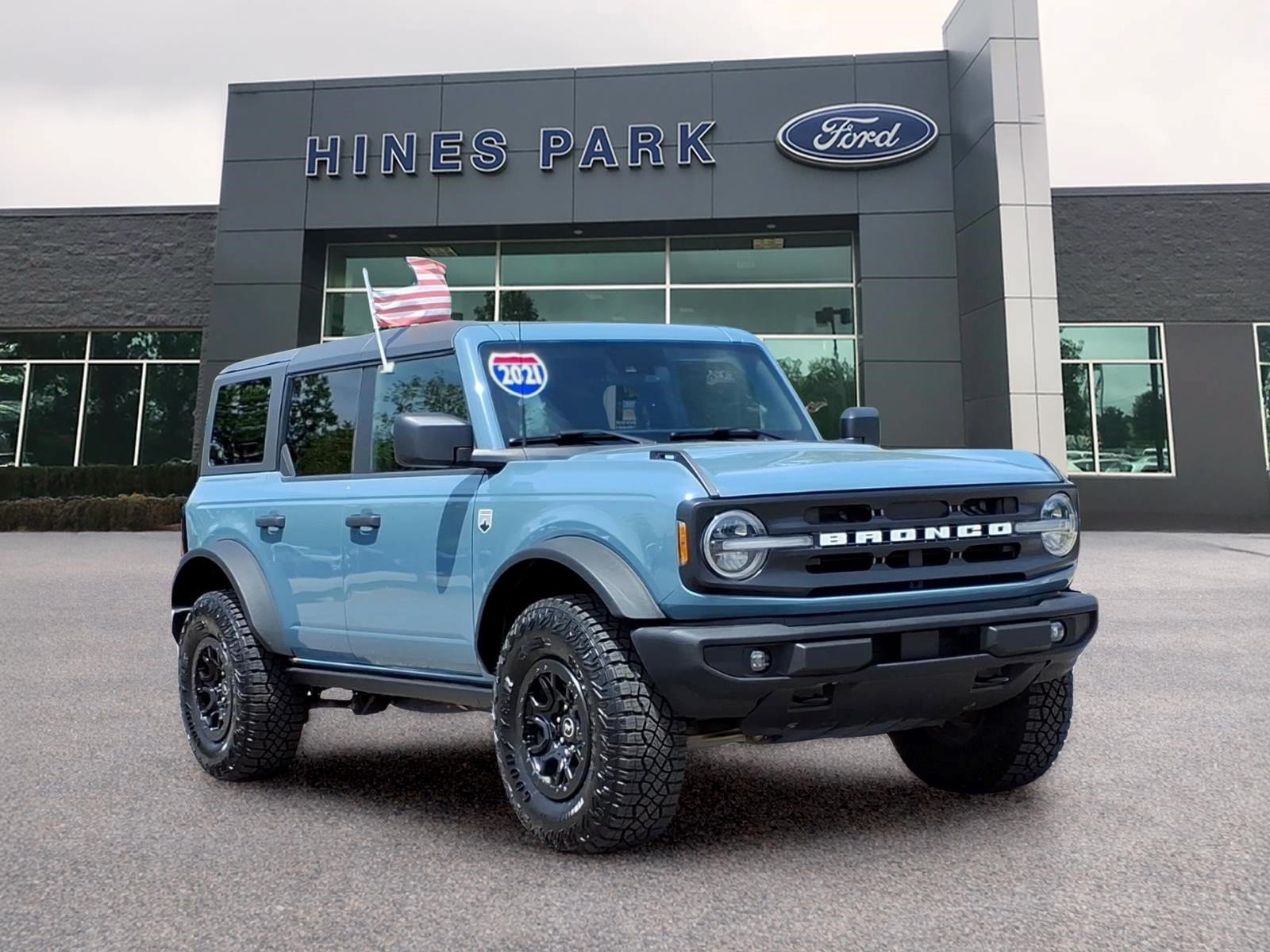 Used 2021 Ford Bronco Big Bend w/ Sasquatch Package AWD/4WD image 1