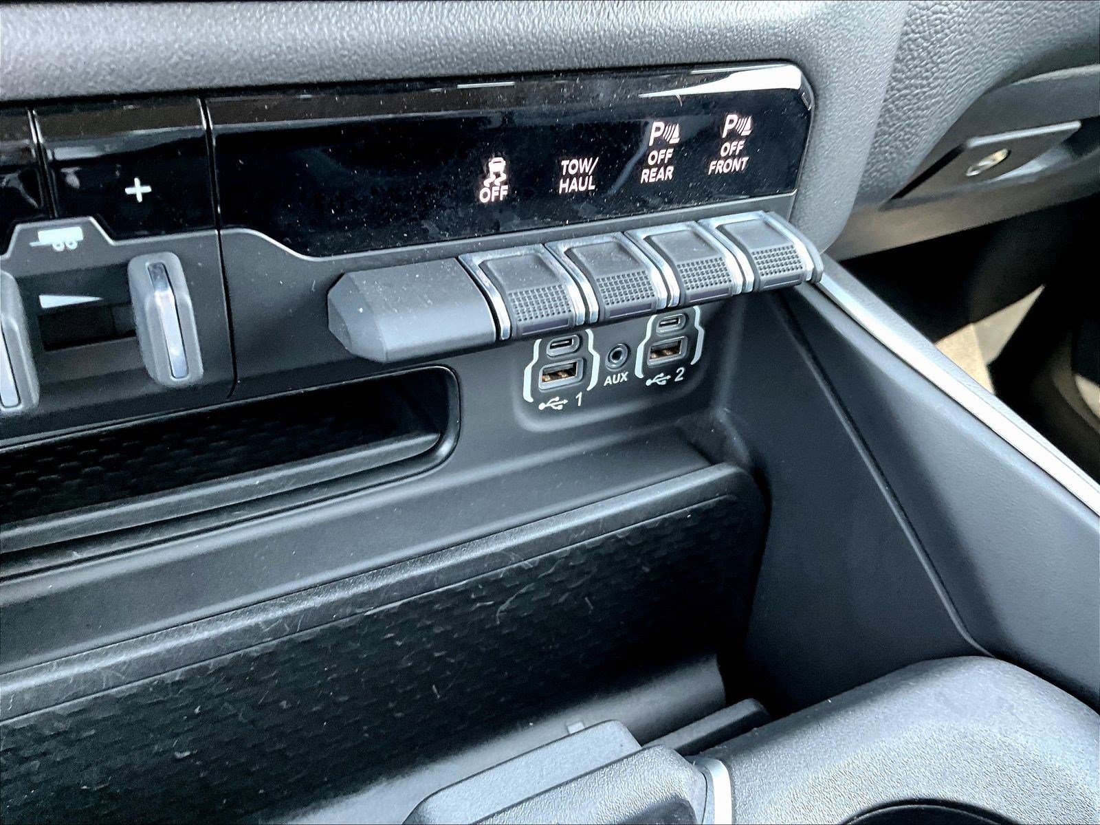 Used 2020 RAM 1500 Big Horn AWD/4WD image 16