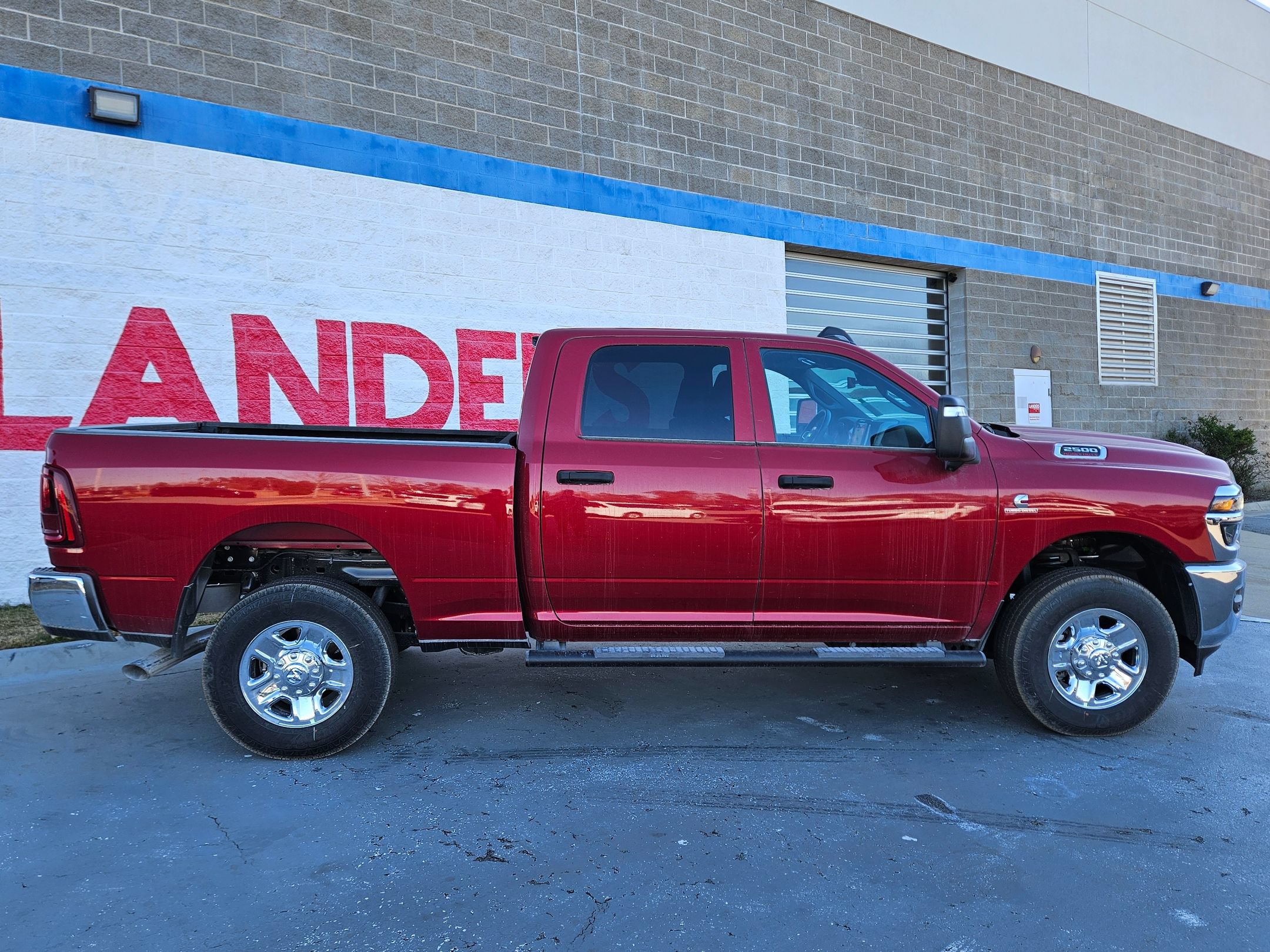 New 2026 RAM 2500 Tradesman AWD/4WD image 8