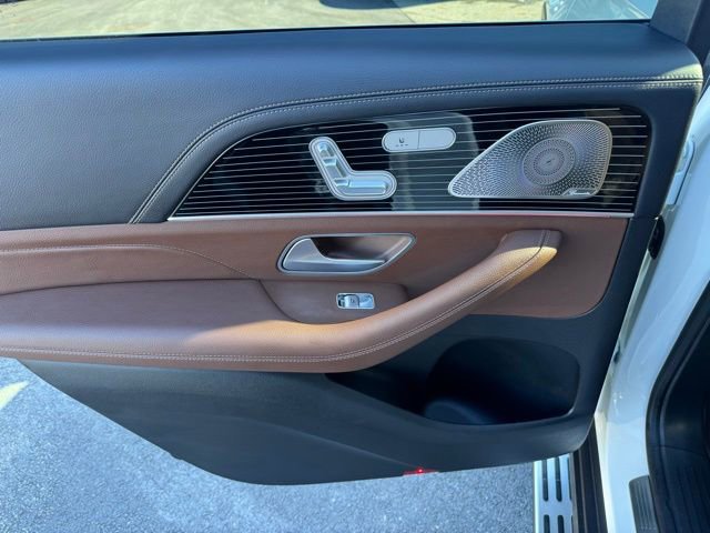 Used 2024 Mercedes-Benz GLS 450 4MATIC image 42