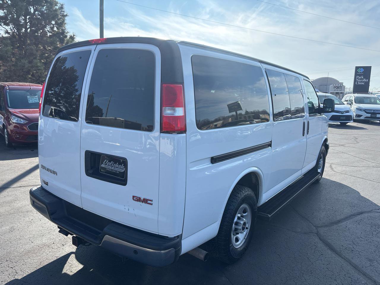 Used 2018 GMC Savana 3500 LS w/ Cold Climate Package image 3