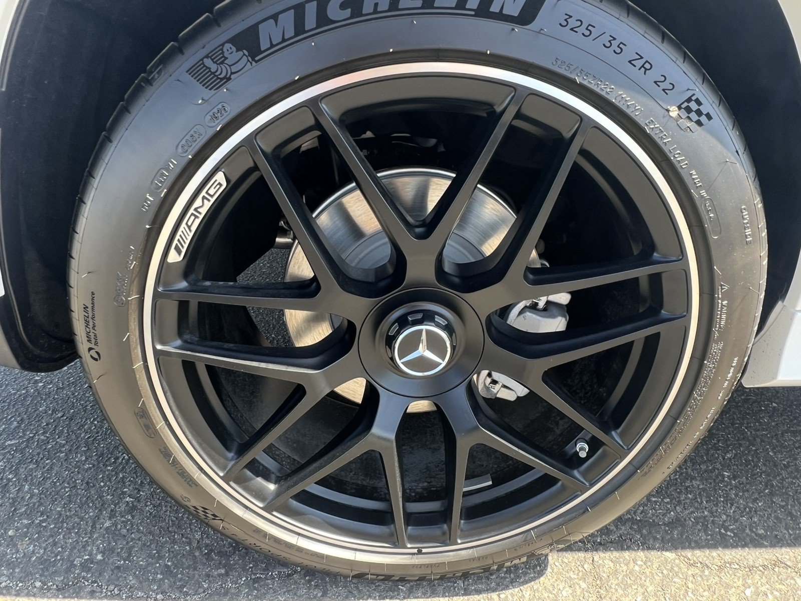 New 2026 Mercedes-Benz GLE 53 AMG 4MATIC Coupe image 9