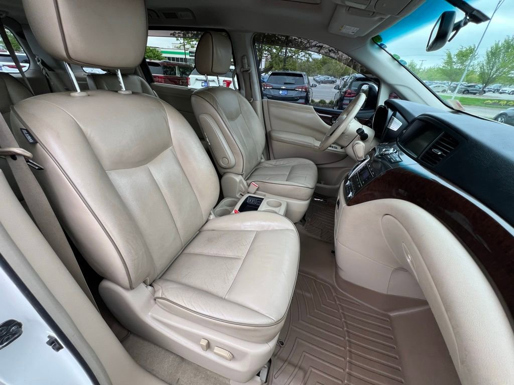 Used 2011 Nissan Quest LE FWD image 32