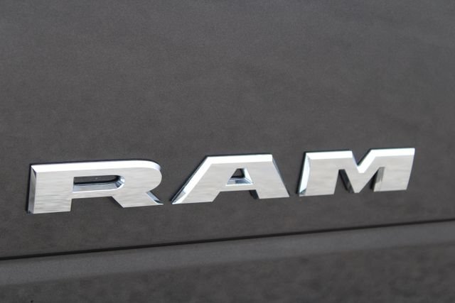 Used 2025 RAM 3500 Big Horn AWD/4WD image 21