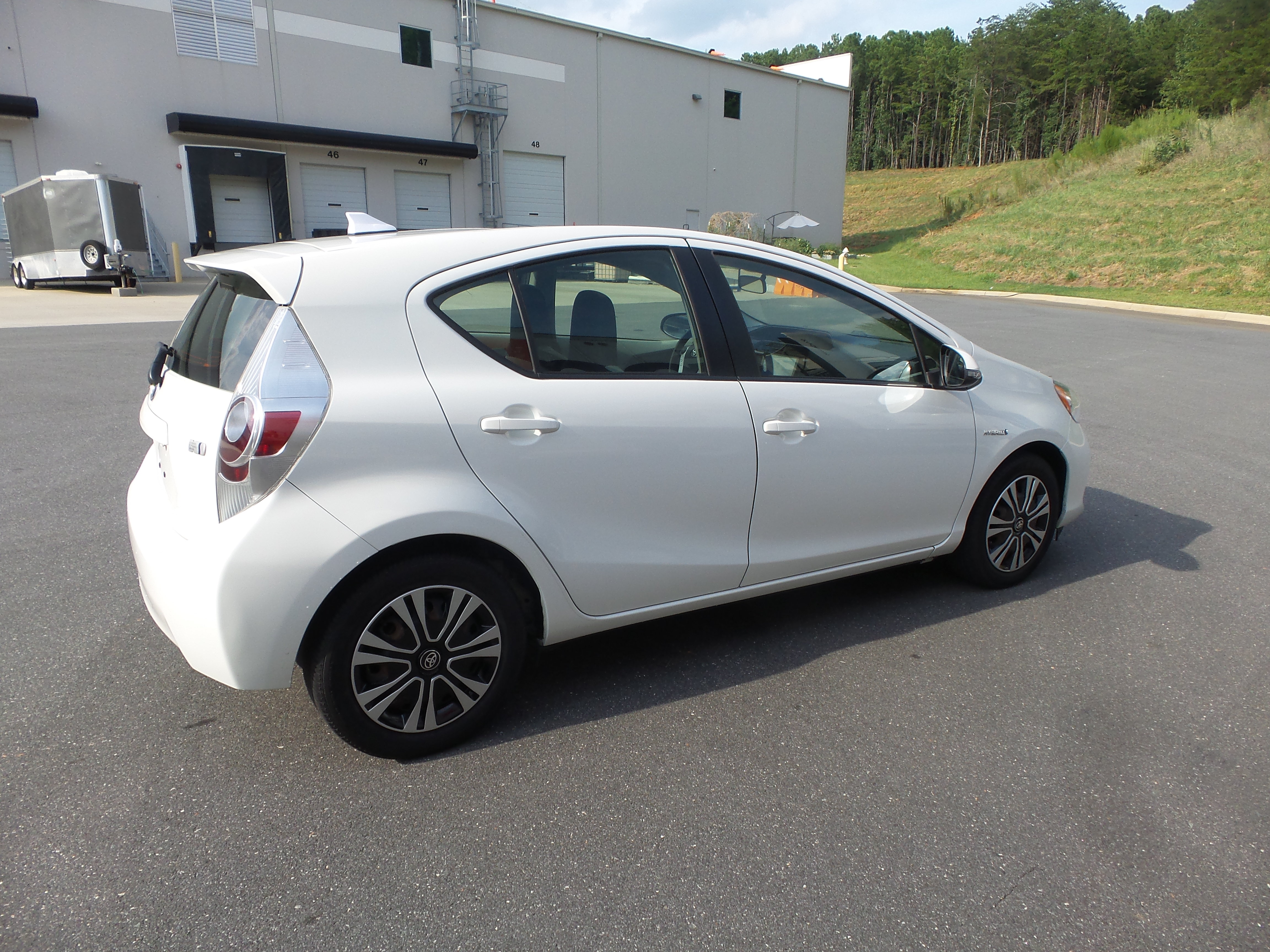 Used 2013 Toyota Prius C One FWD image 5