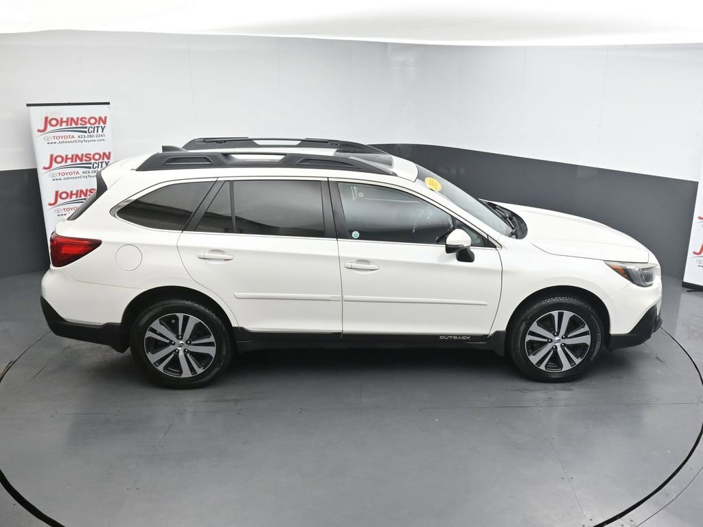 Used 2018 Subaru Outback 3.6R Limited image 31