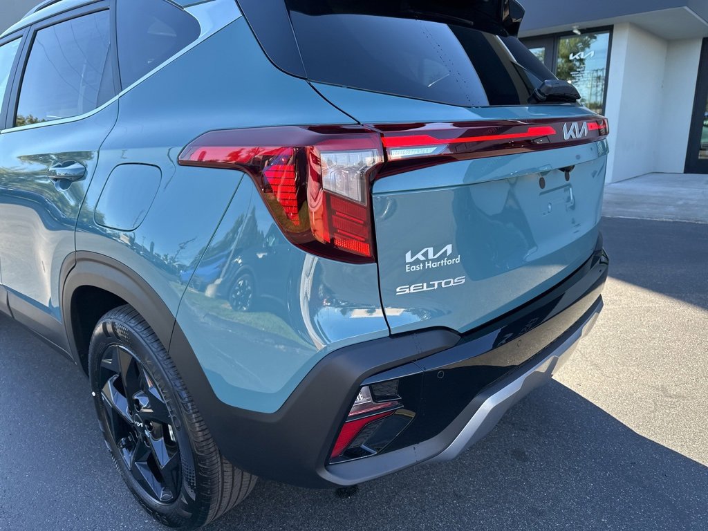 New 2026 Kia Seltos EX image 9