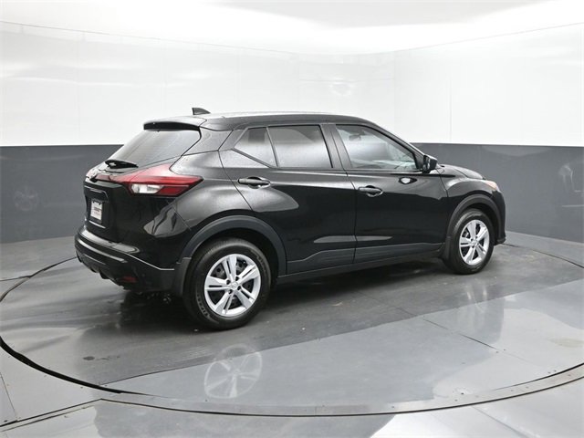 New 2025 Nissan Kicks Play S image 15