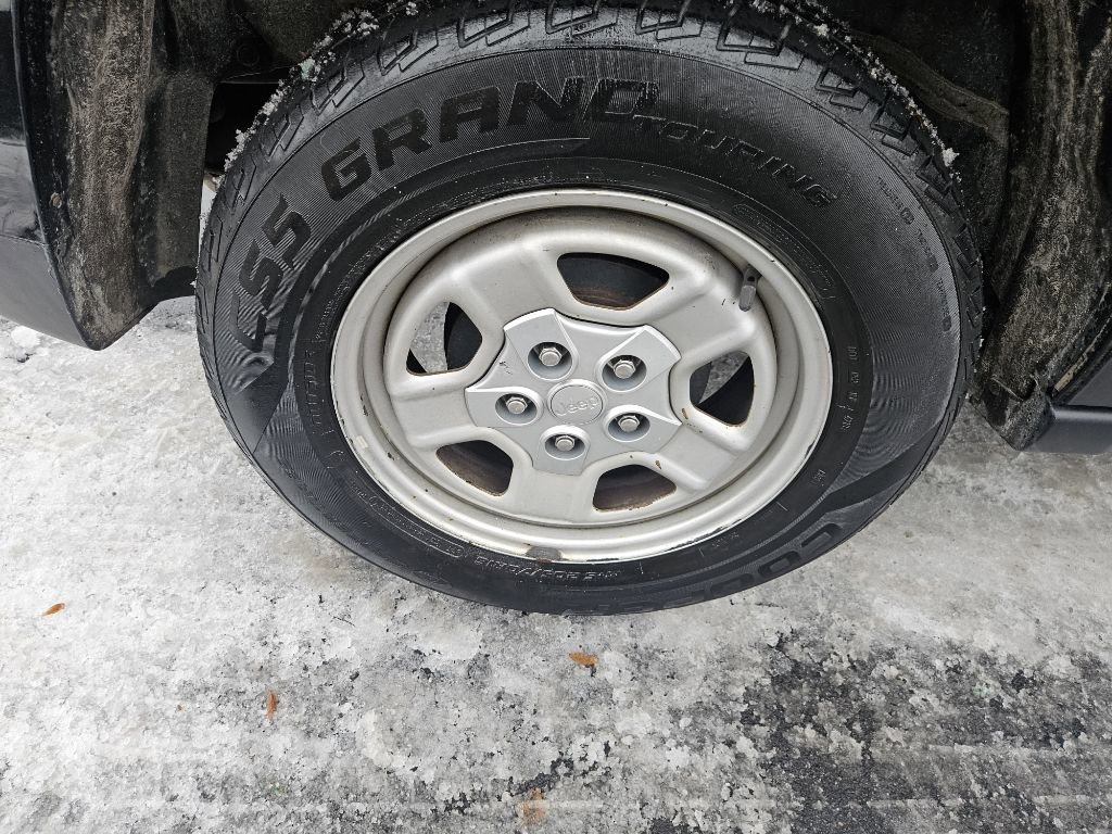 Used 2016 Jeep Patriot Sport w/ Power Value Group image 21