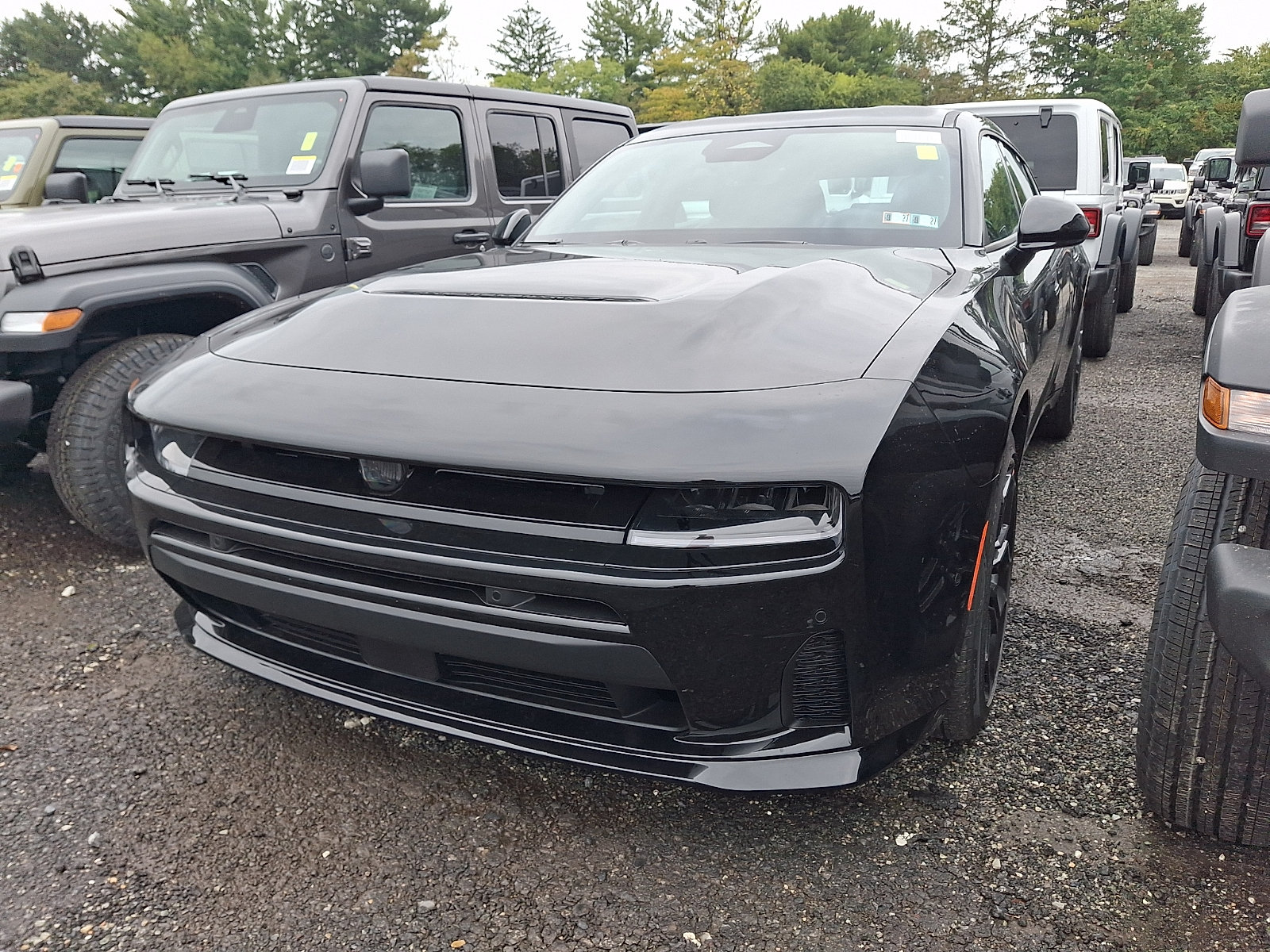New 2027 Dodge Charger R/T AWD/4WD image 3