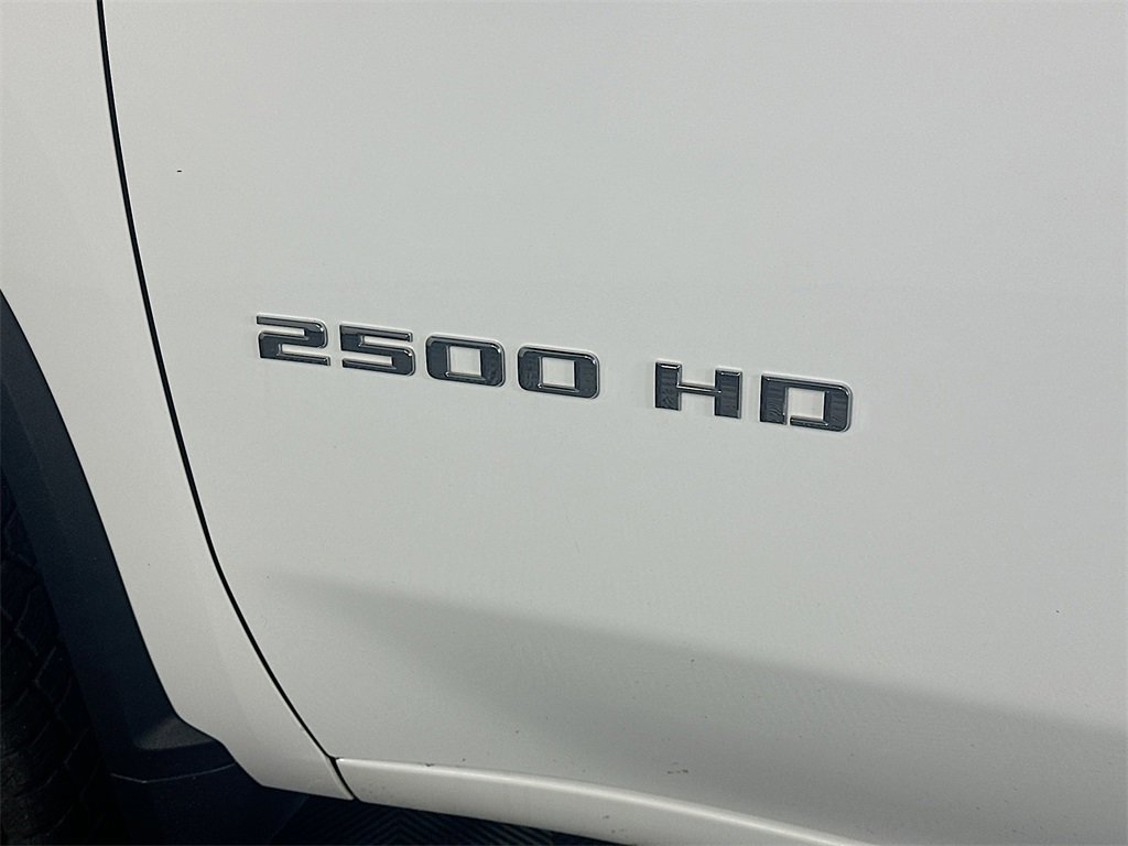 Used 2024 Chevrolet Silverado 2500 Custom w/ Custom Value Package image 28