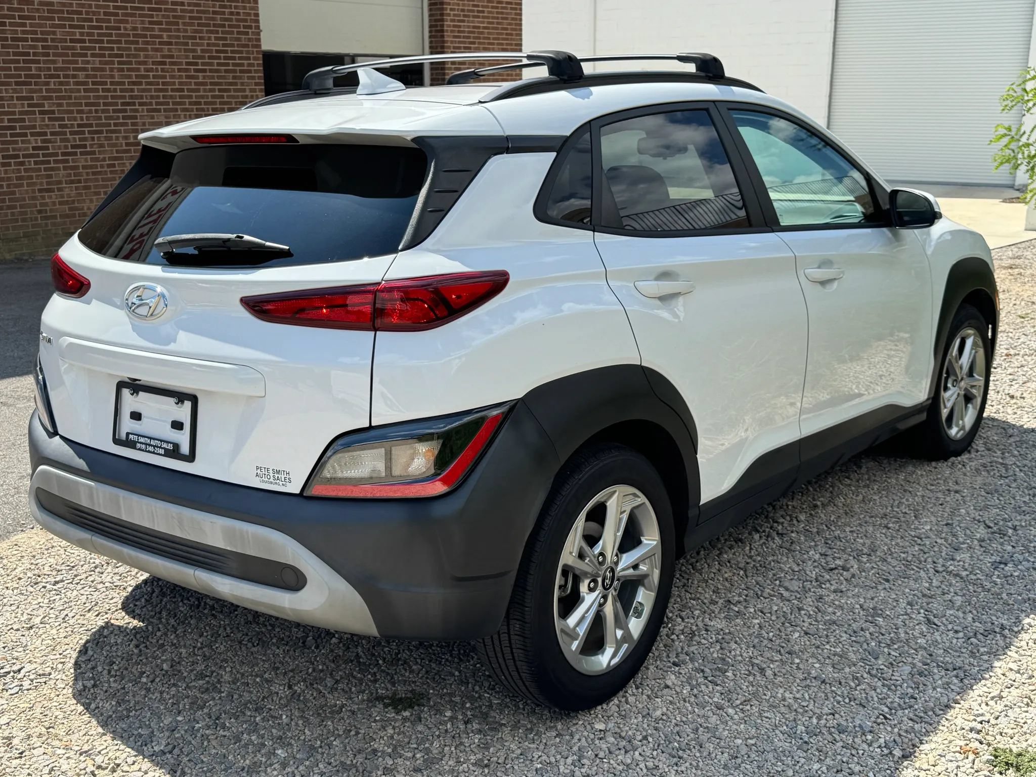 Used 2022 Hyundai Kona SEL w/ Convenience Package FWD image 7