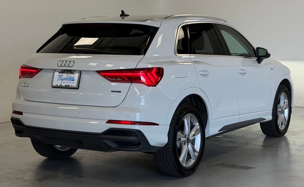 Used 2023 Audi Q3 2.0T Premium Plus w/ Premium Plus Package AWD/4WD image 3