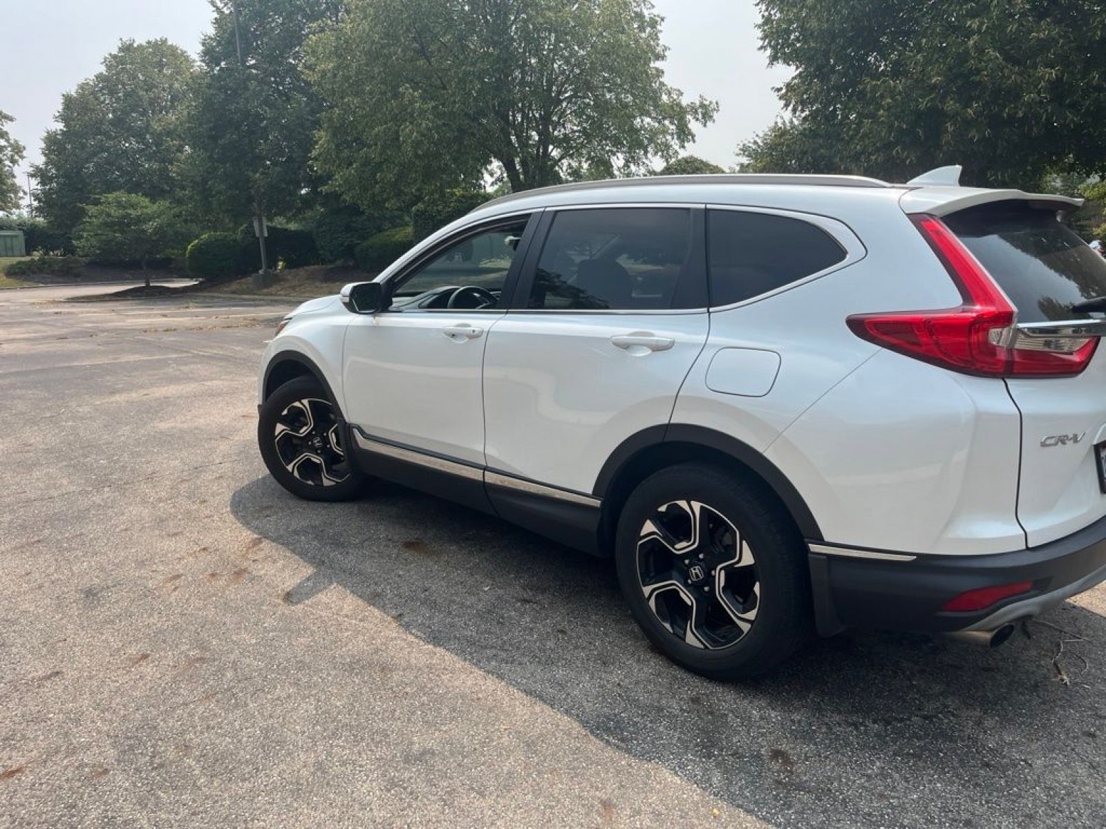 Used 2019 Honda CR-V Touring image 7