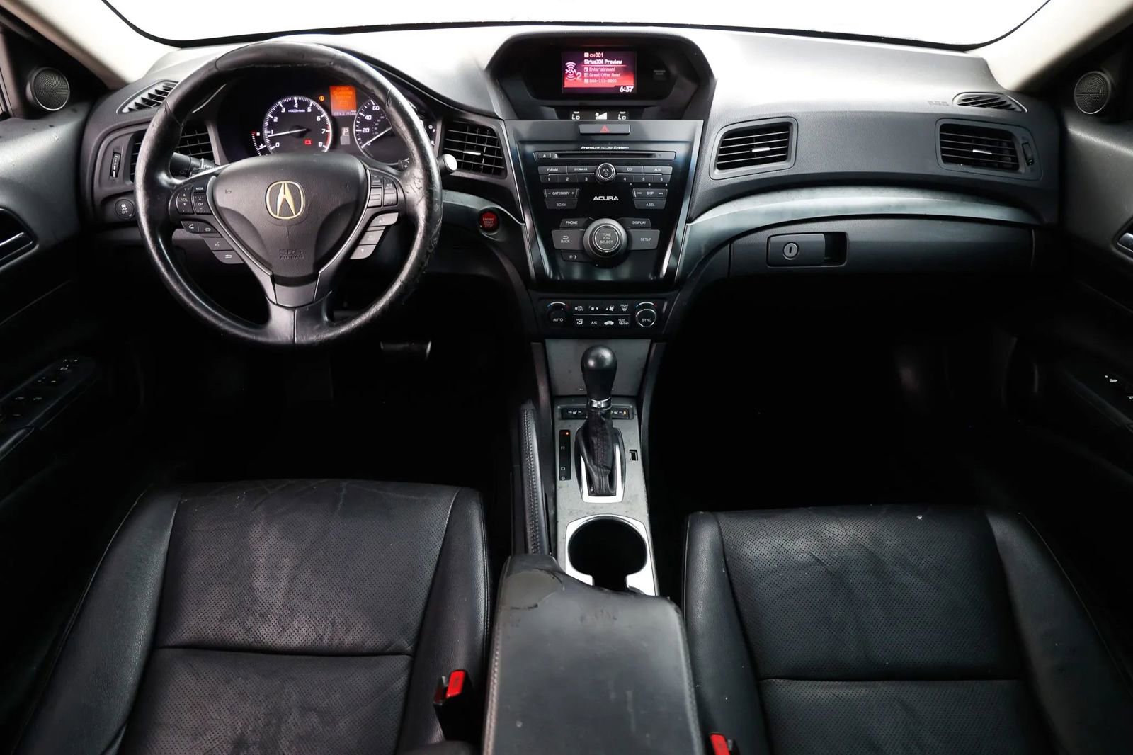 Used 2013 Acura ILX w/ Premium Package FWD image 2