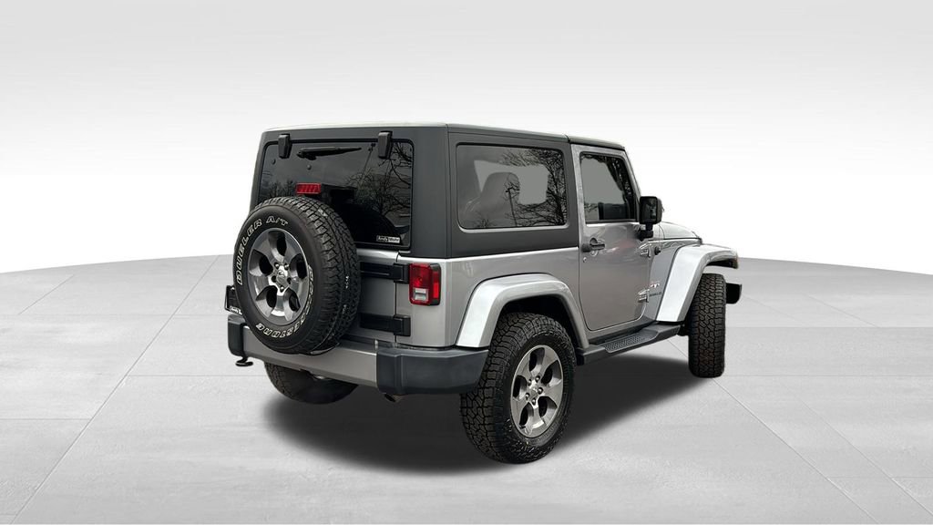 Used 2017 Jeep Wrangler Sahara image 7