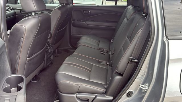 Used 2023 Honda Passport TrailSport image 17