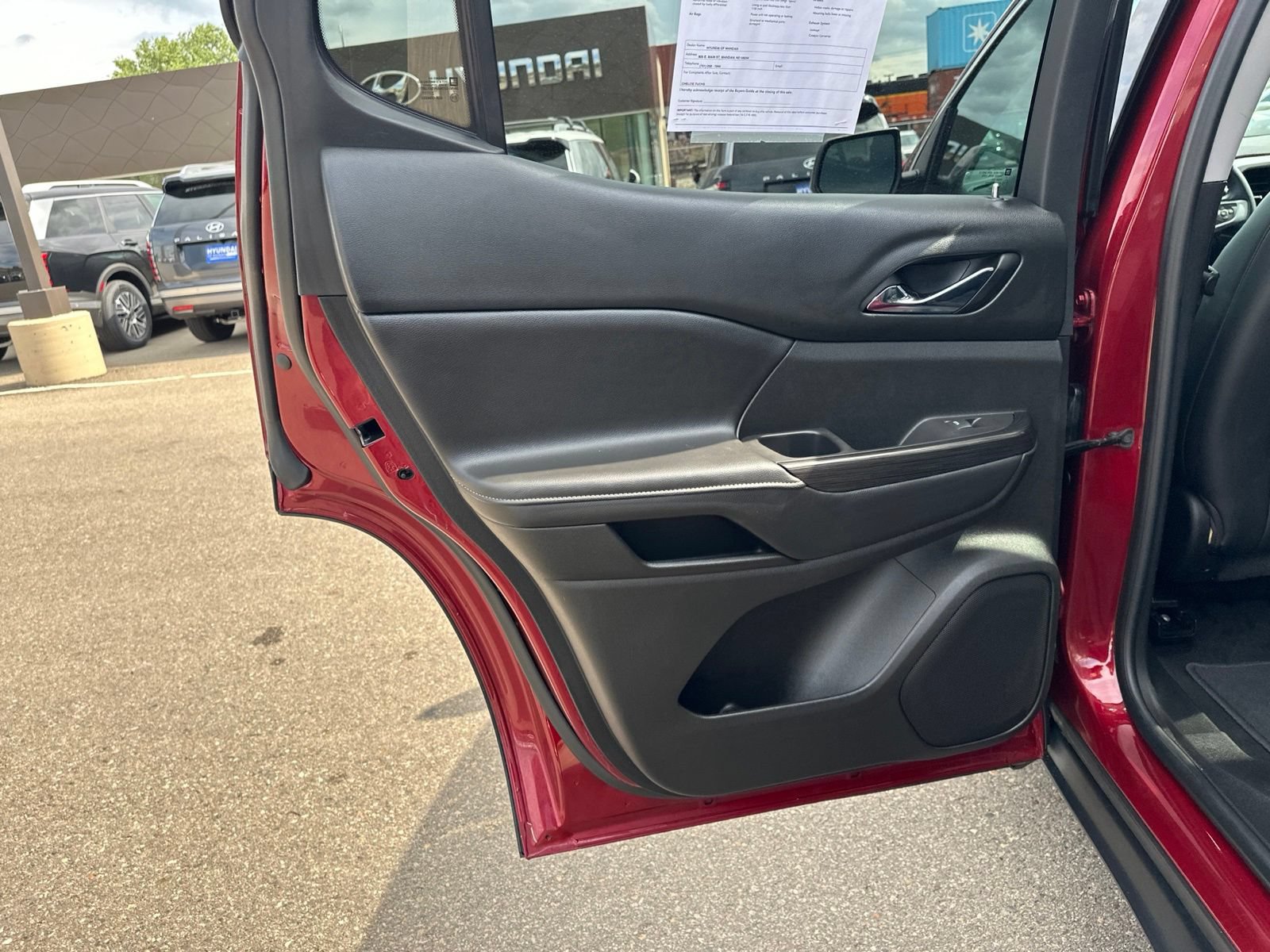 Used 2018 GMC Acadia SLT AWD/4WD image 30