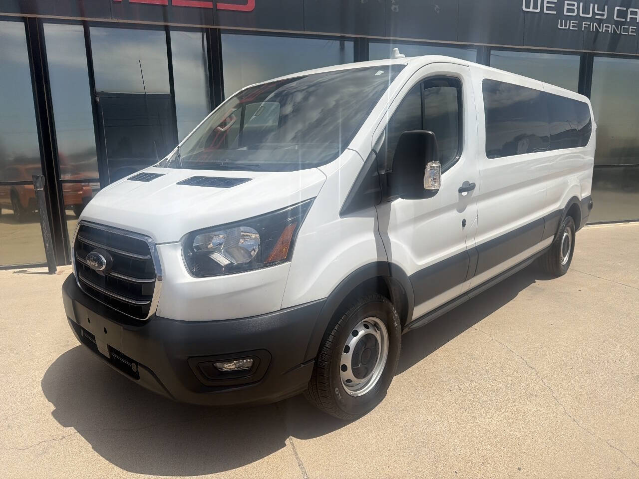 Used 2020 Ford Transit 350 XL RWD image 2