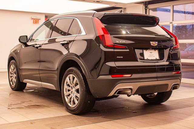 Used 2023 Cadillac XT4 Premium Luxury image 8