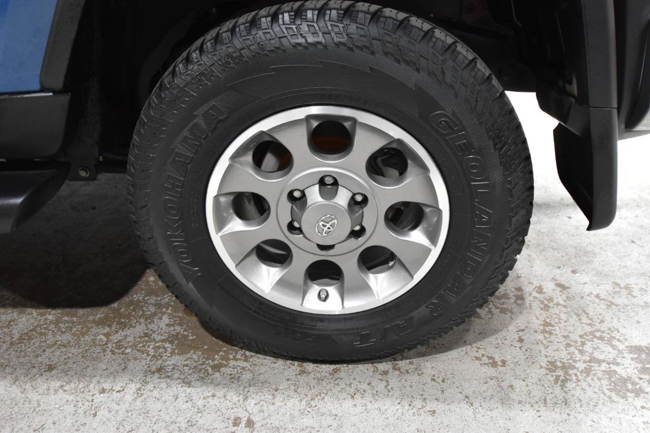 Used 2012 Toyota FJ Cruiser 4WD w/ Convenience Pkg image 50