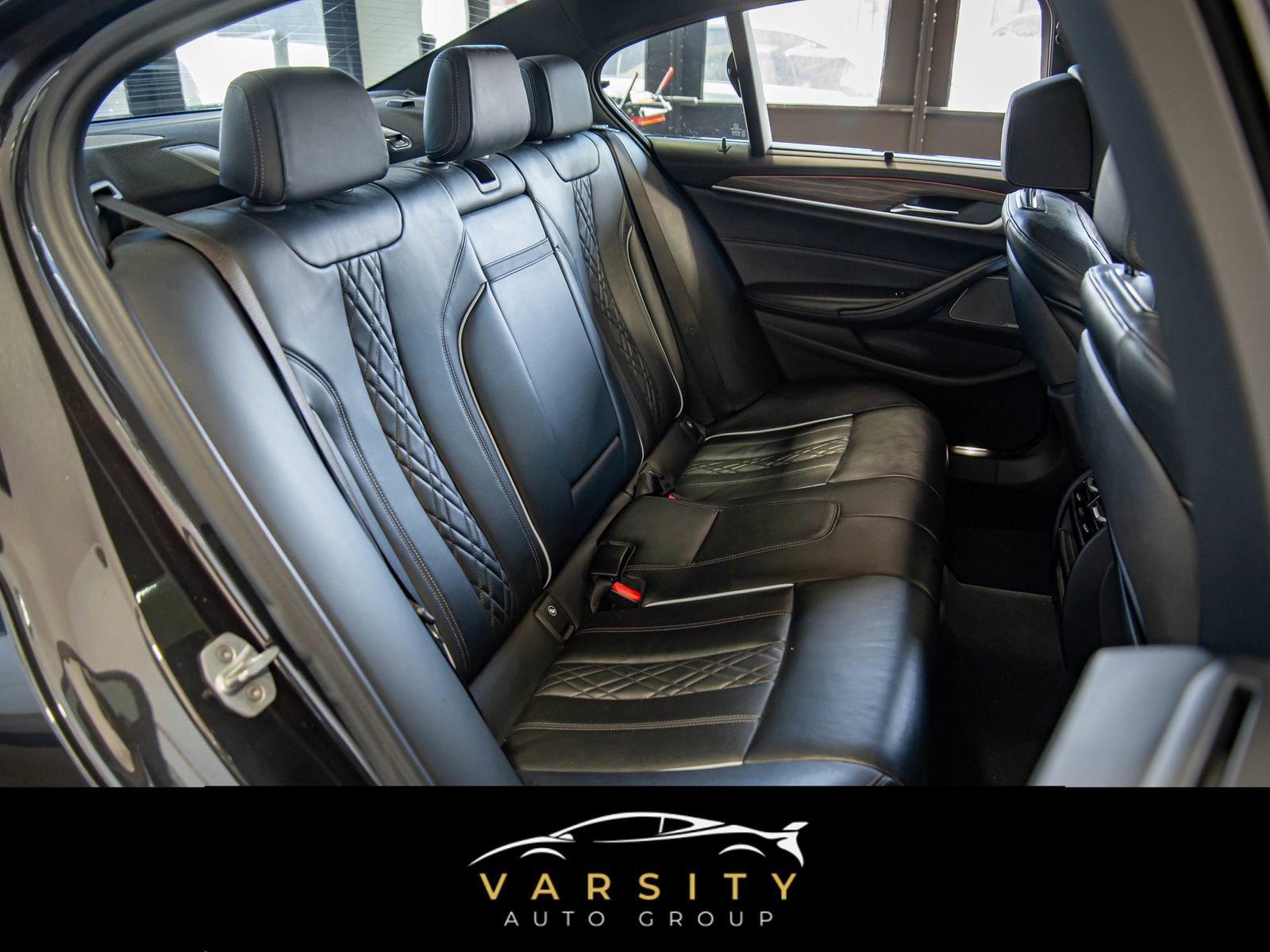 Used 2020 BMW M550i xDrive w/ Executive Package image 14